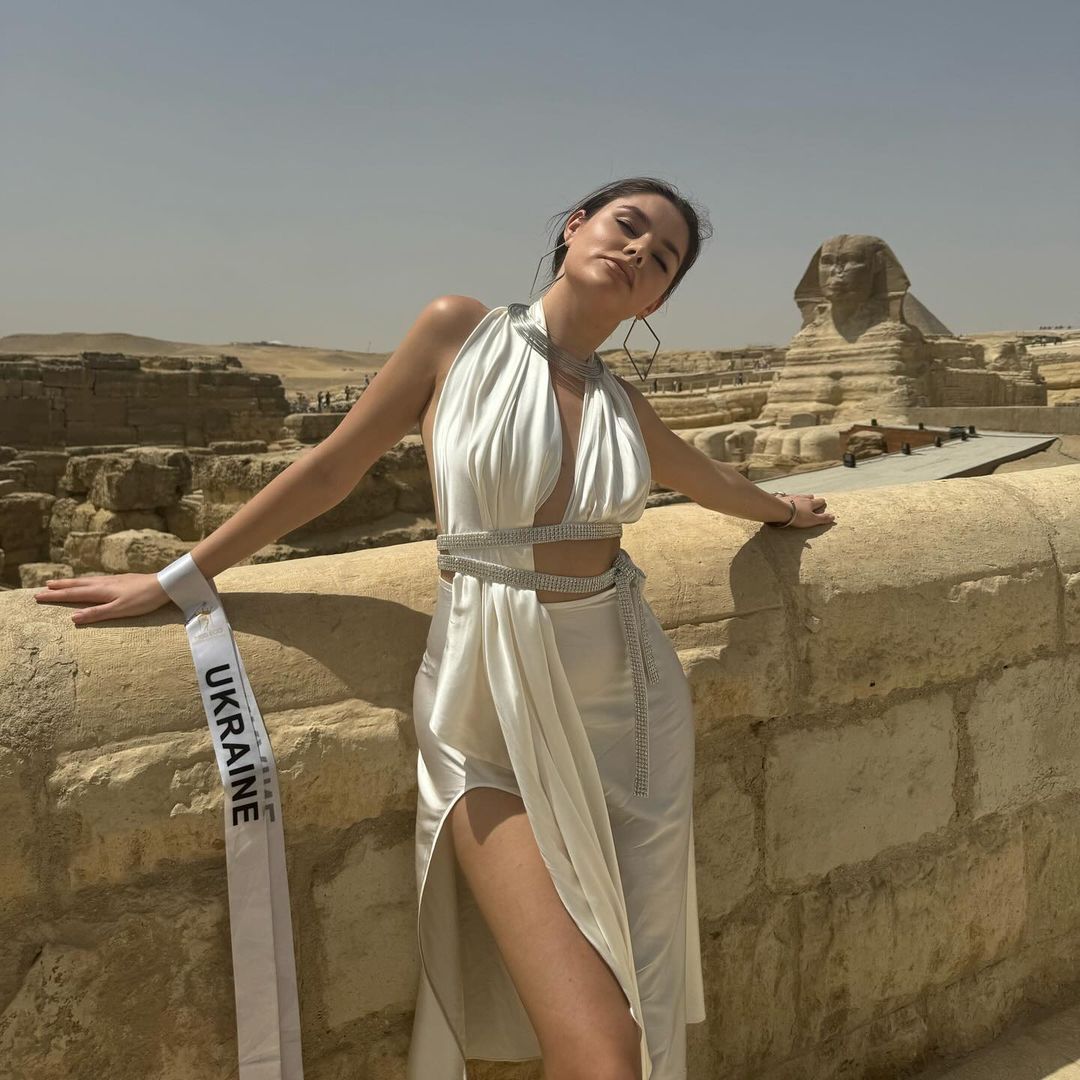 Українка Ангеліна Усанова перемогла на конкурсі Miss Eco International-2024 в Єгипті. Фото красуні